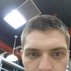 Meet your Posher, Derek